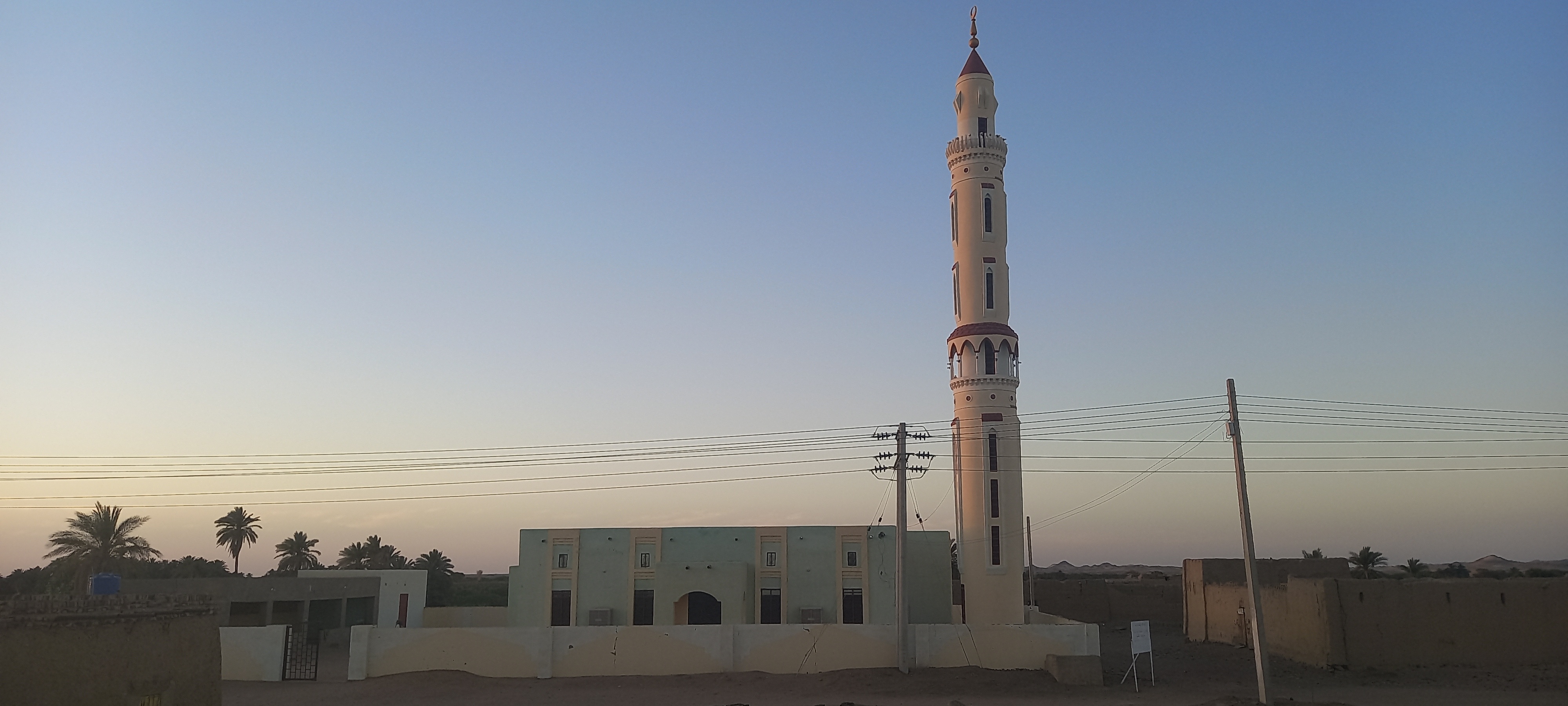 مسجد القرية